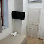 Miris Fast And Comfortable With Self Check In 8 Minutes Walk Near Airport